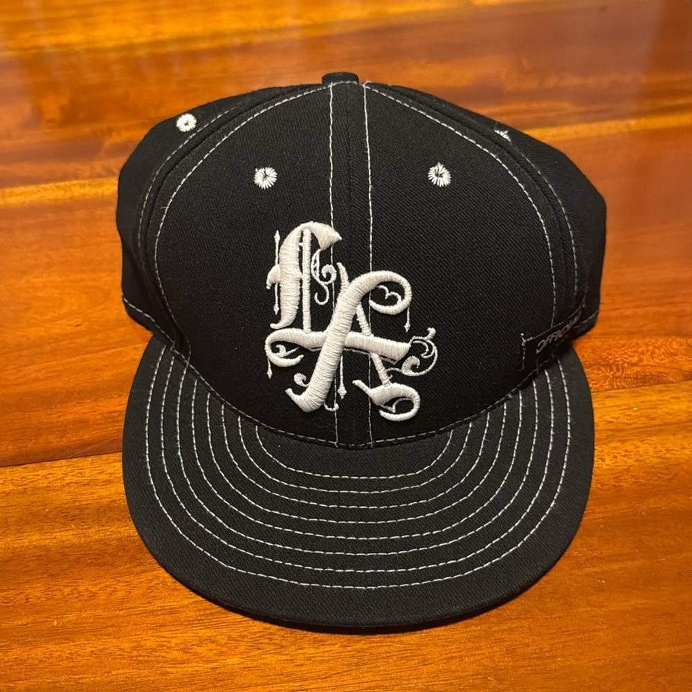 Official Crown of Laurel LA script fitted hat 7 1/4
